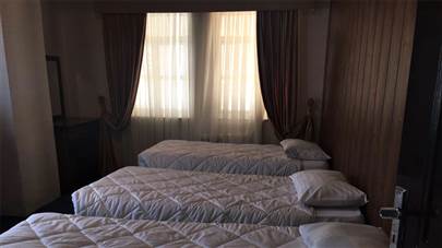 اتاق سه تخته هتل آپارتمان شمس شیراز اتاق سه تخته هتل آپارتمان شمس شیراز